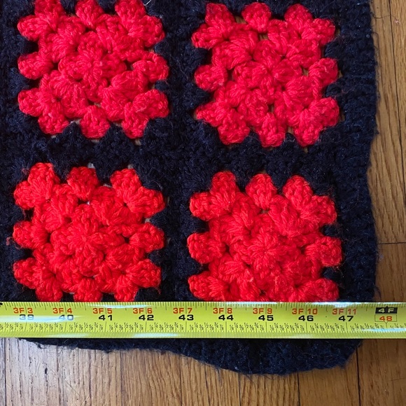 Vintage Granny Square Crochet Afghan Throw Blanket - Picture 6 of 11